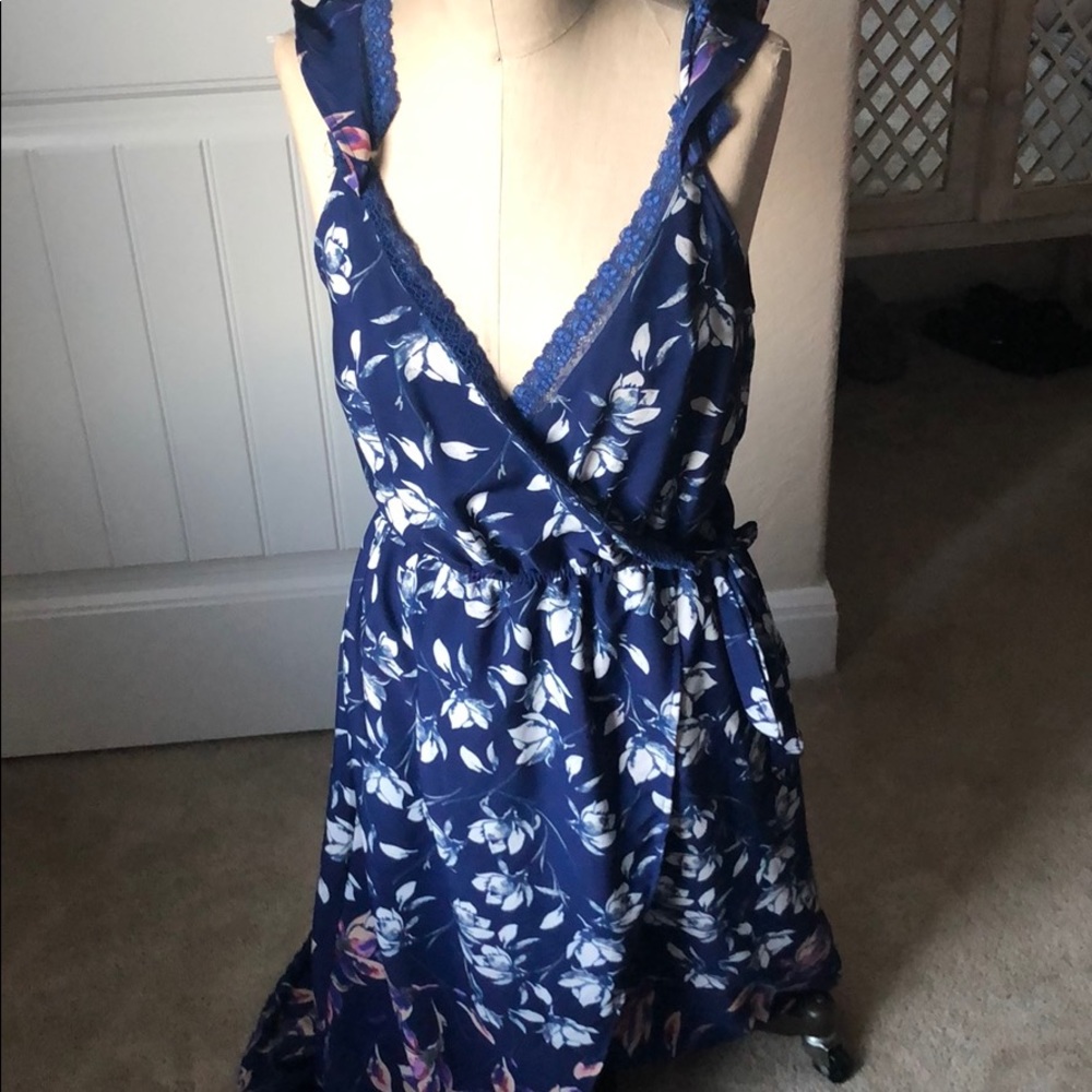 NWT 👗Japna Dress👗 Floral Print, Sz M